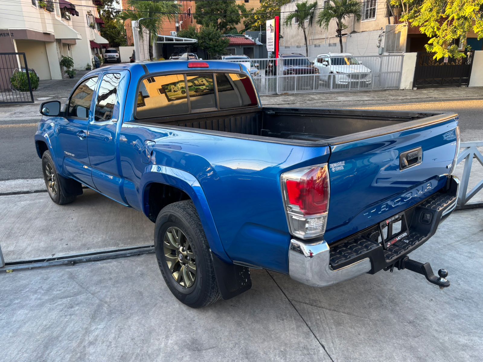 Toyota Tacoma SR5 2017 - 03
