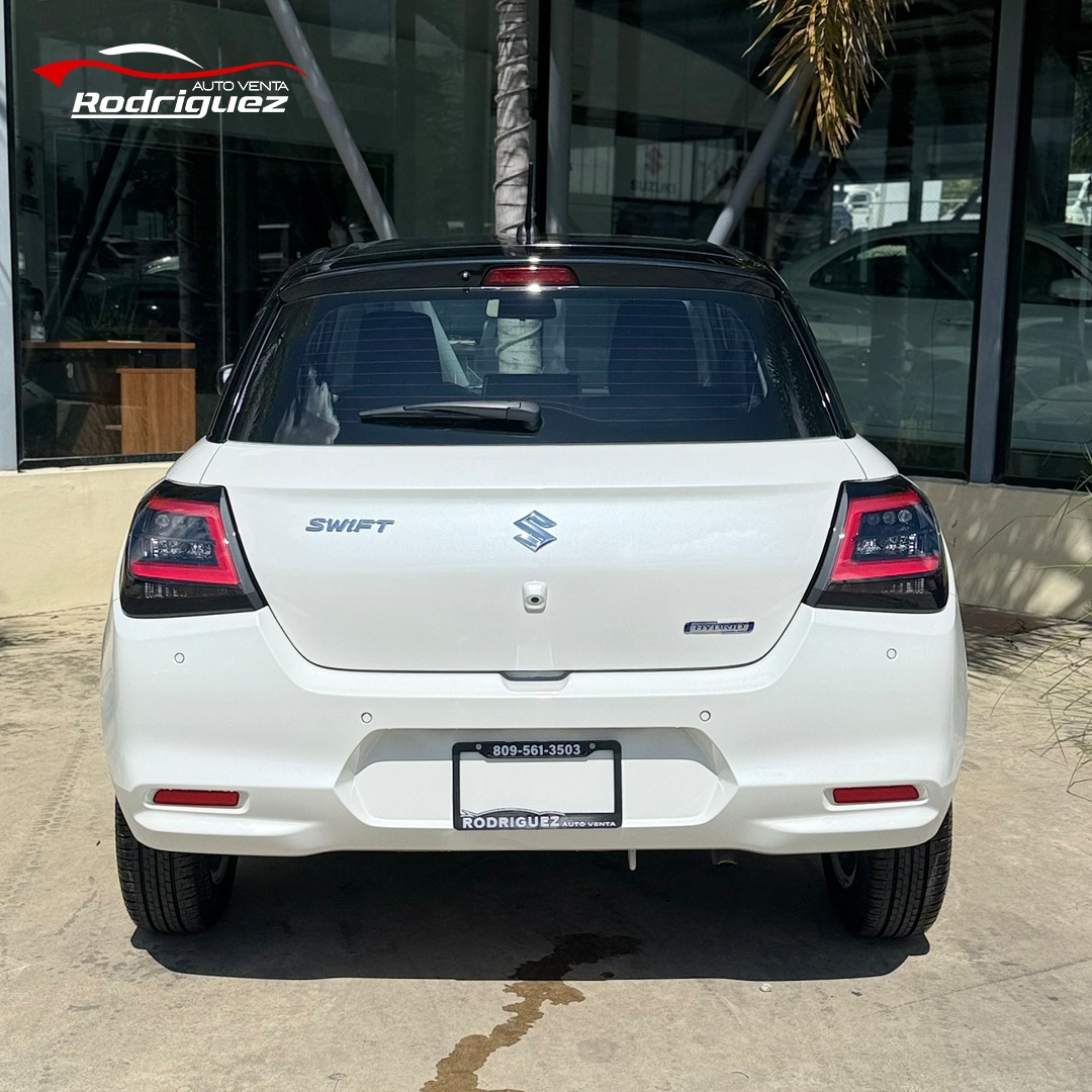 SUZUKI SWIFT HYBRID 2026 01
